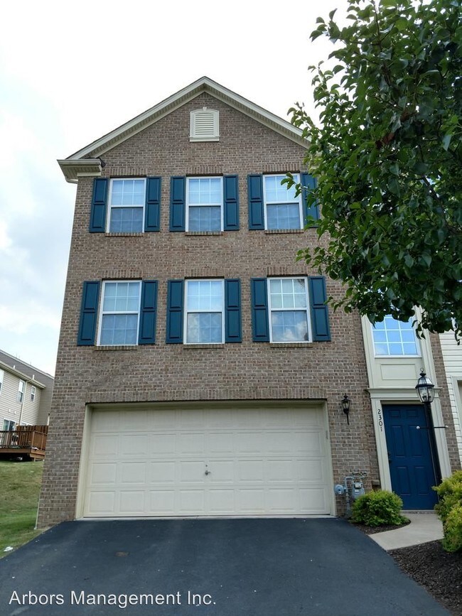 Building Photo - 3 br, 2.5 bath House - 2301 Michael Drive