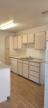 Building Photo - 451 N 7th E