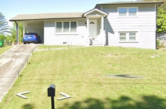Building Photo - 5273 Grove Ct