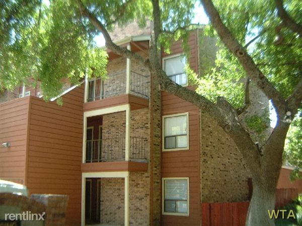 Building Photo - 7207 Snowden Rd