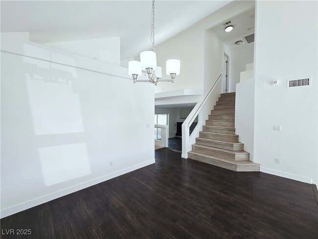 Foto del edificio - 8528 W Gilmore Ave