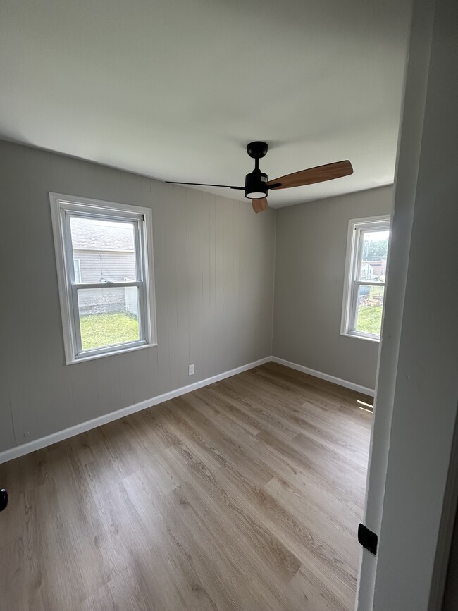 Building Photo - 835 Wintermute Ave