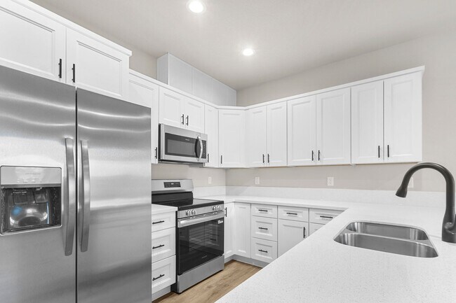 Building Photo - Brand New 3 Bedroom 2.5 bath Triplexes