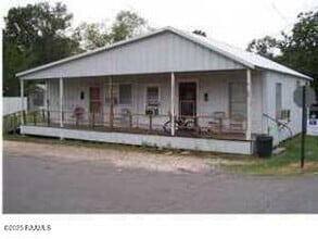 Building Photo - 711 E Lessley St