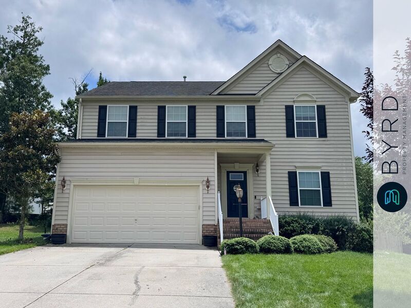 Primary Photo - 7025 Heartleaf Ln