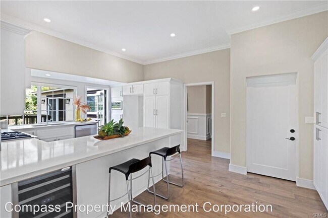 Foto del edificio - 4 br, 4.5 bath House - 14501 Greenwood