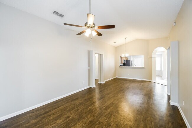 Foto del edificio - 1523 Slash Pine Ct