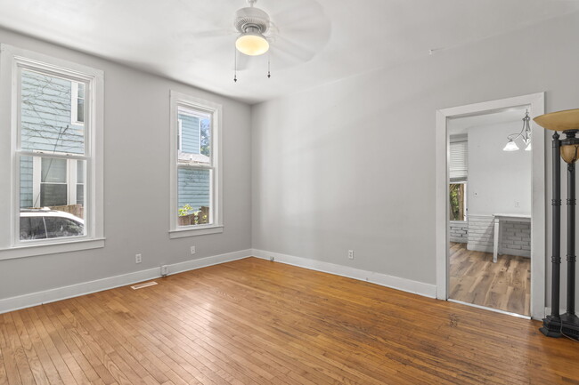 Foto del edificio - 109 S Walnut St
