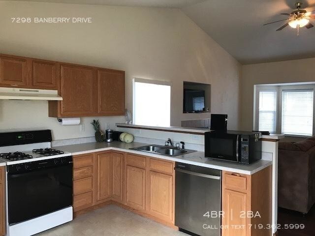 Building Photo - 4 bedroom in COLORADO SPRINGS CO 80925