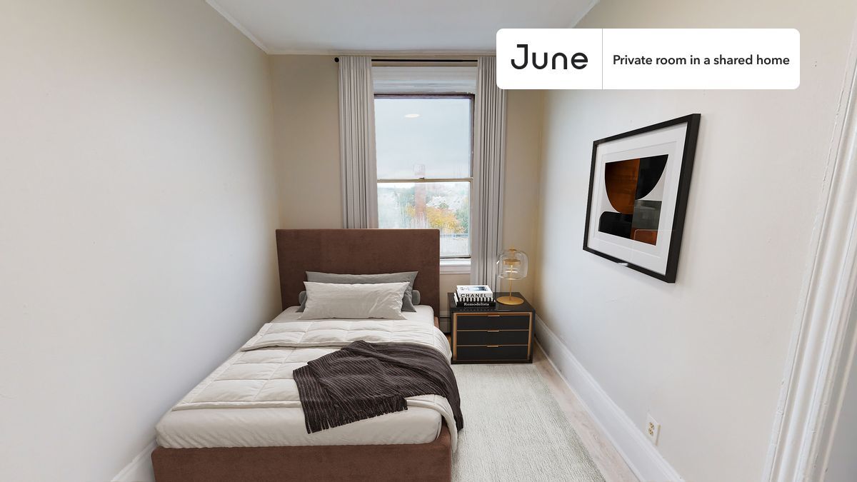 Foto principal - Room in Shared 4 bed/1 bath home