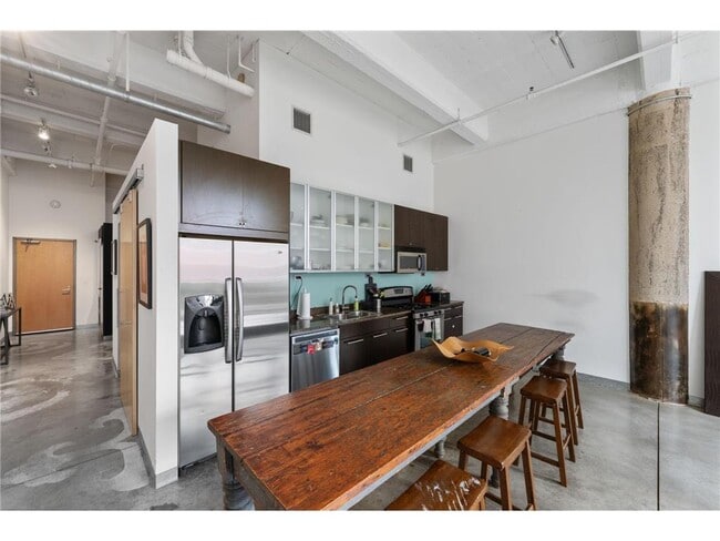 Foto del edificio - 700 N Washington Ave