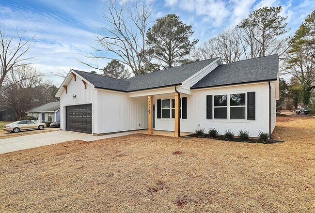 Foto del edificio - Brand New 4BD/2BA Ranch In Monroe!