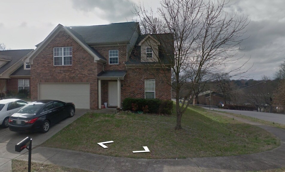 500 Twin Oaks Cir, Nashville, TN 37211 House for Rent in