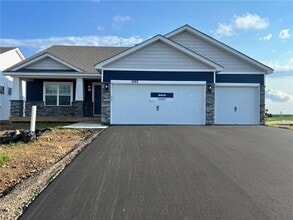 Building Photo - 5193 Mustang Dr