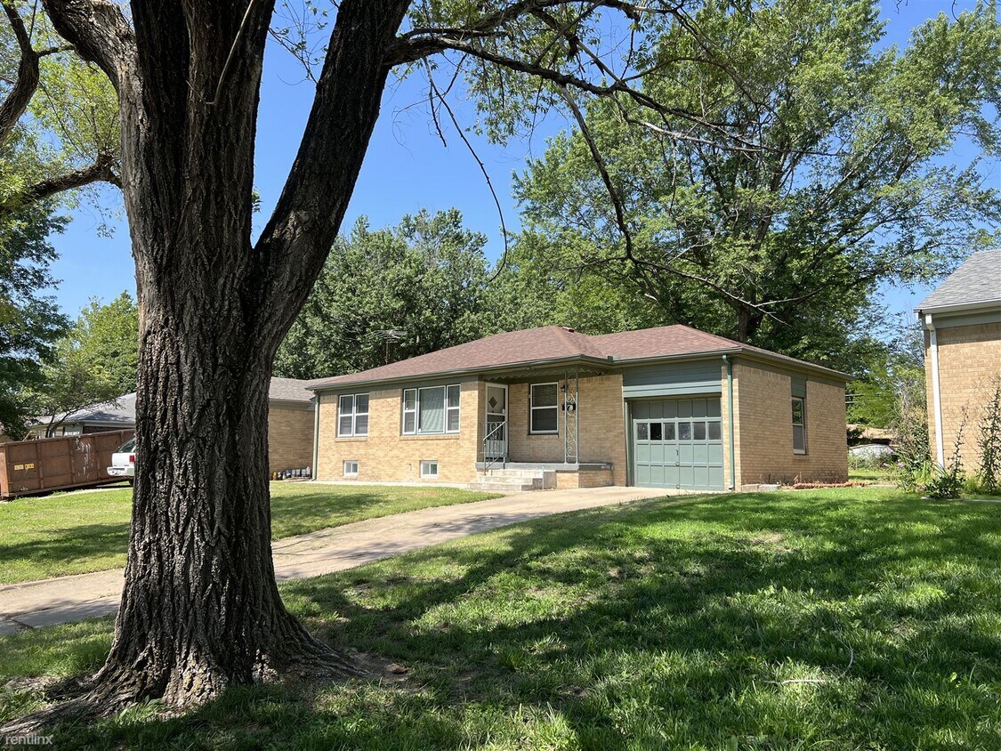 Building Photo - 3 br, 1 bath House - 1123 S Fabrique Dr Gr...