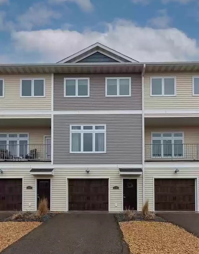 2167 Rolling Green Ln, North Mankato, MN 56003 Townhome Rentals in