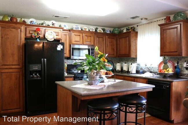 Building Photo - 3 br, 2 bath House - 1902 Amarone Ave.