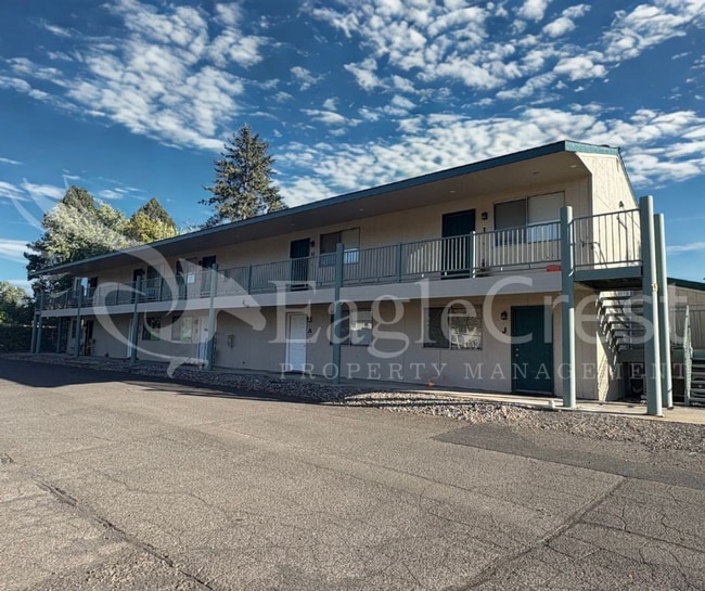 Building Photo - 17/19 S. Roosevelt