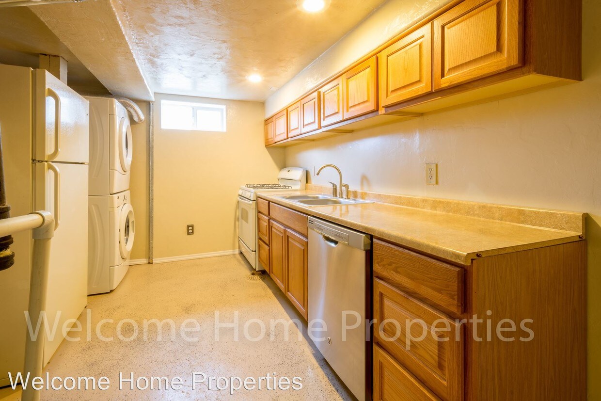 209 SE 6th St, College Place, WA 99324 Apartment for Rent in College