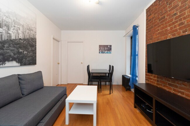 Foto del edificio - 335 E 94th St