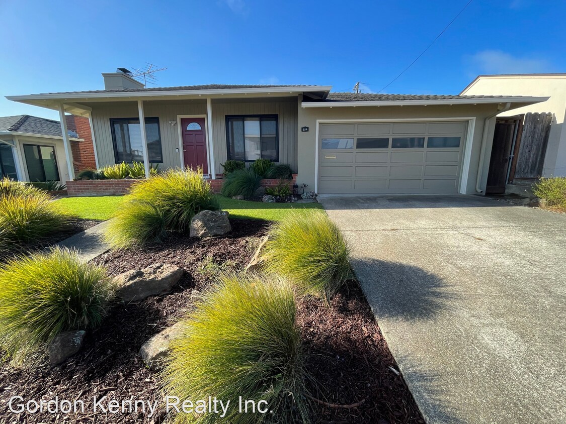 3 br, 2 bath House 331 Altamont Drive House Rental in South San