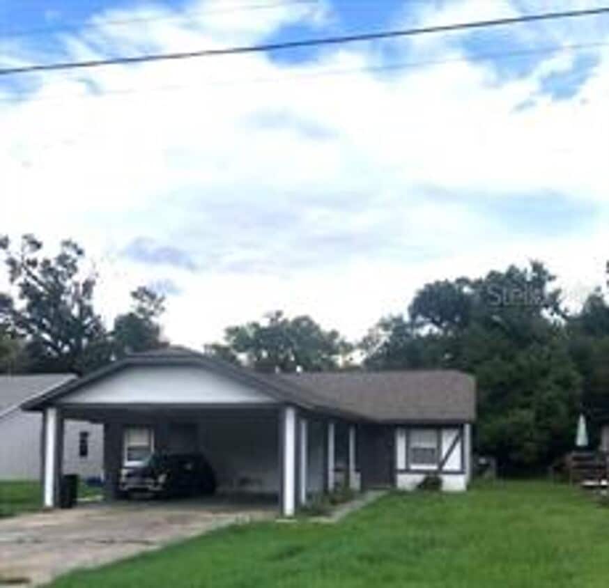 Foto principal - 2419 Cedar Ave
