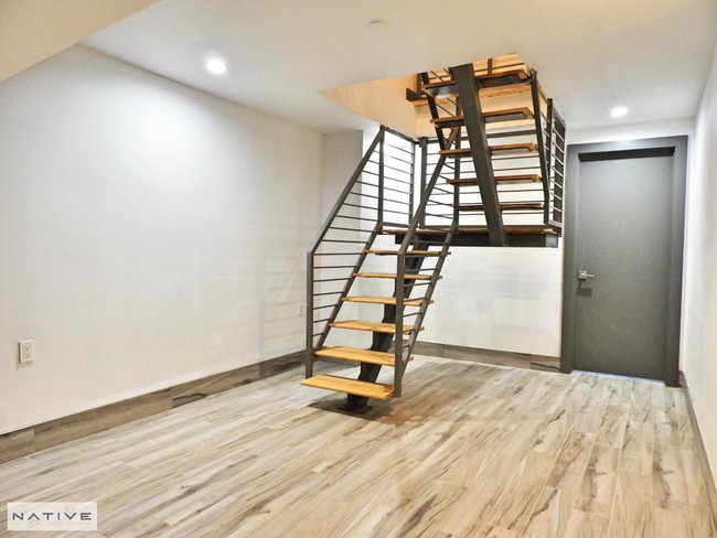 Foto del edificio - 570 Evergreen Ave