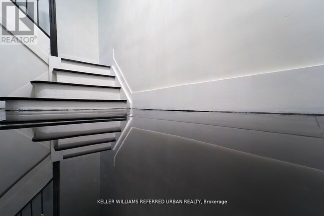 Building Photo - 1182 Ossington Ave