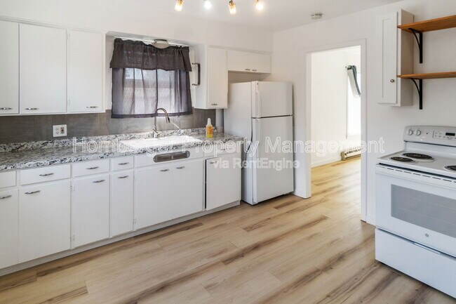 Foto del edificio - 2816 E Everett Ave
