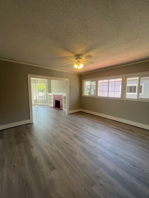 Foto del edificio - 2461 68th Ave