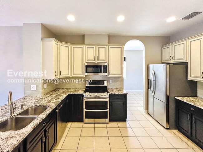 Building Photo - 7709 Armonk Ln