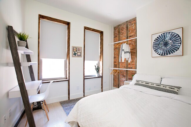 Foto del edificio - 308 Stanhope St