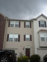 Building Photo - 12477 Jackson Ave