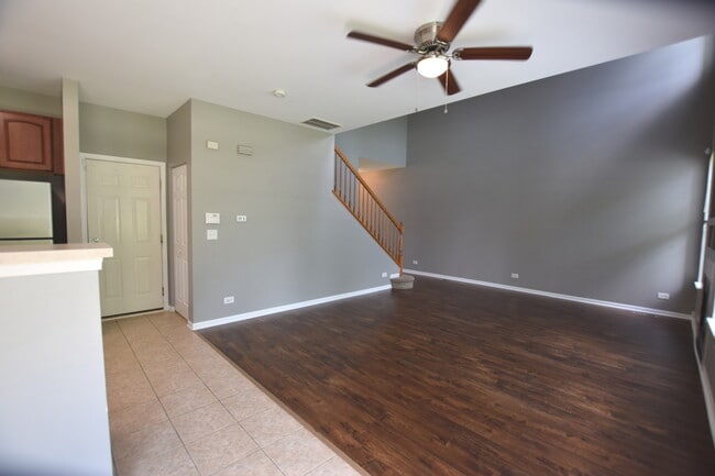 Building Photo - 2382 Claremont Ln
