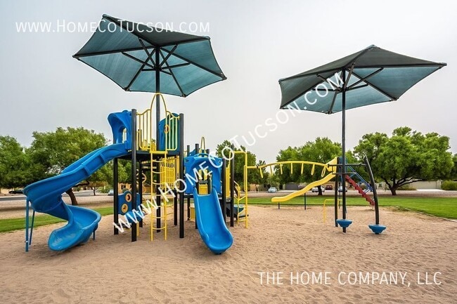 Foto del edificio - 6645 E Gehrig Ln