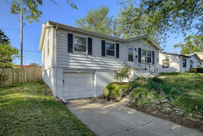Building Photo - 14217 Weir St