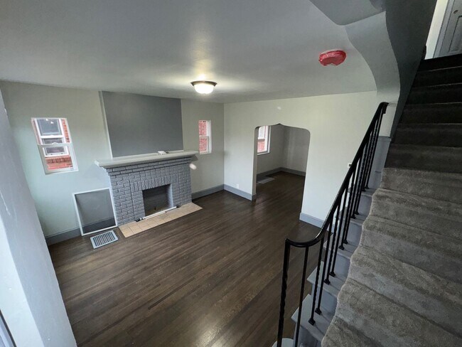 Foto del edificio - 3002-3004 Cleveland Ave