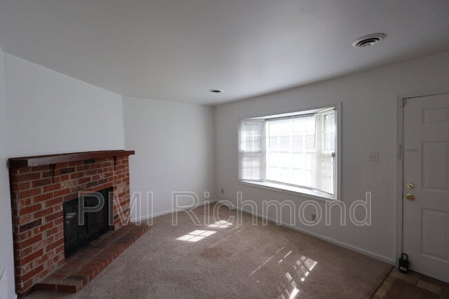 Building Photo - 7843 Provincetown Dr