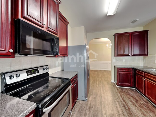 Building Photo - 1129 Watercourse Way