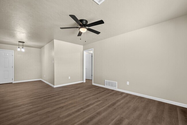 Foto del edificio - 408 SW 71st St