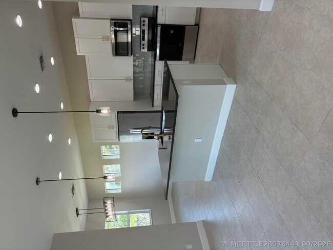 Building Photo - 5518 Macoon Wy