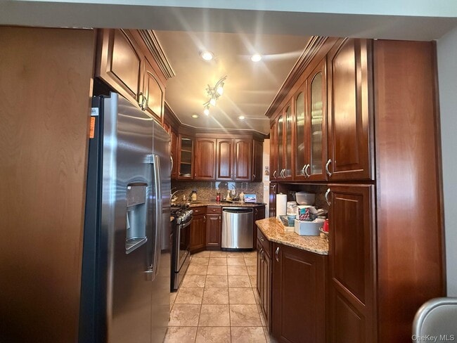 Building Photo - 30-34 73rd St