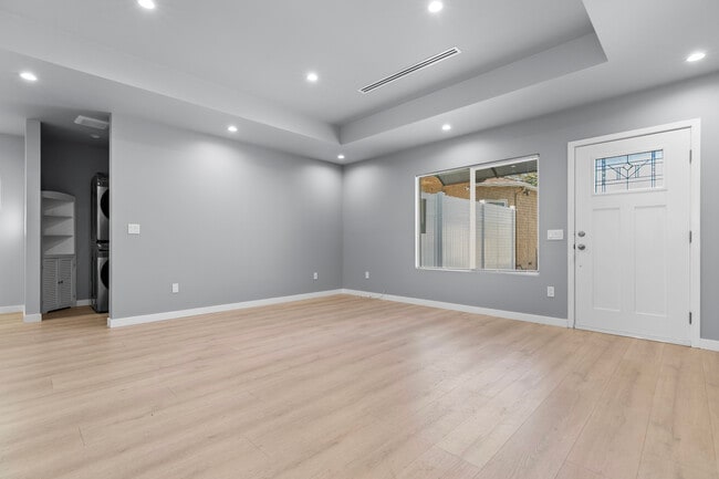 Foto del edificio - 14422 Judd St