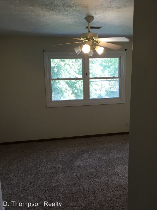 Building Photo - 6714 S 73rd Street Cir