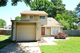 Building Photo - 1548 Beachview Dr