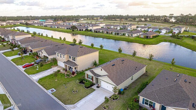 Building Photo - 1326 Middle Lk Dr