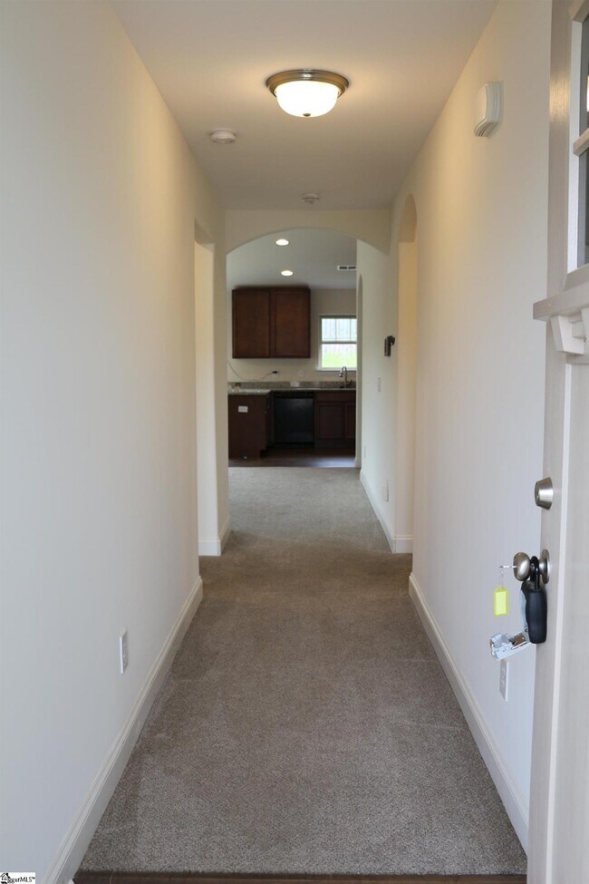 Foto del edificio - 715 Corley Way