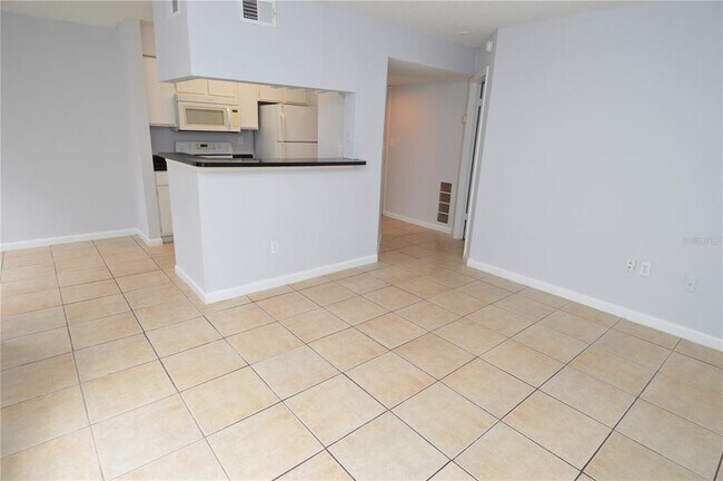 Foto del edificio - 8638 Fancy Finch Dr