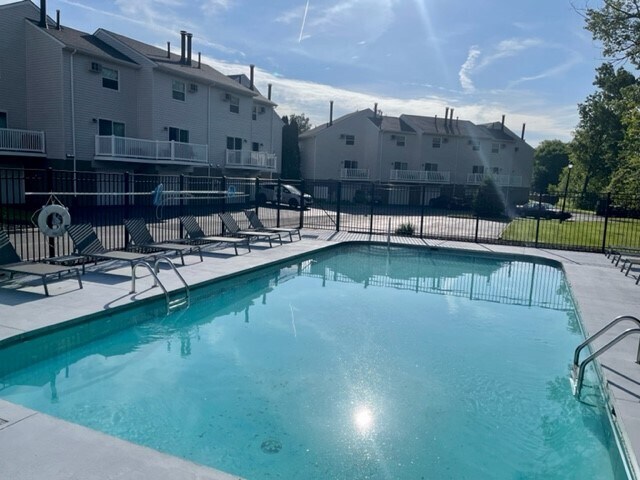 Hunter's Pointe Townhomes – photo 3