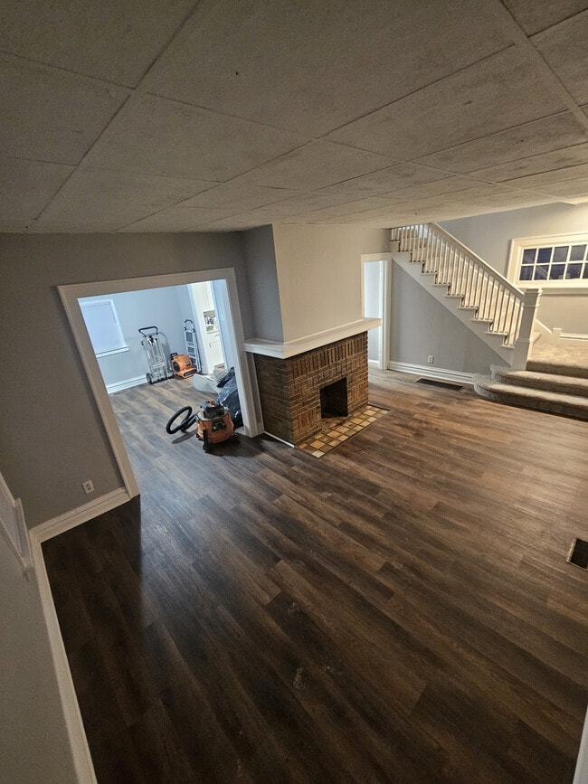 Foto del edificio - 1308 Loretta Ave